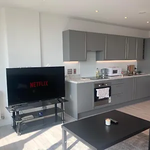 Lovely 1 Bedroom In London By The Riverthames Apartment