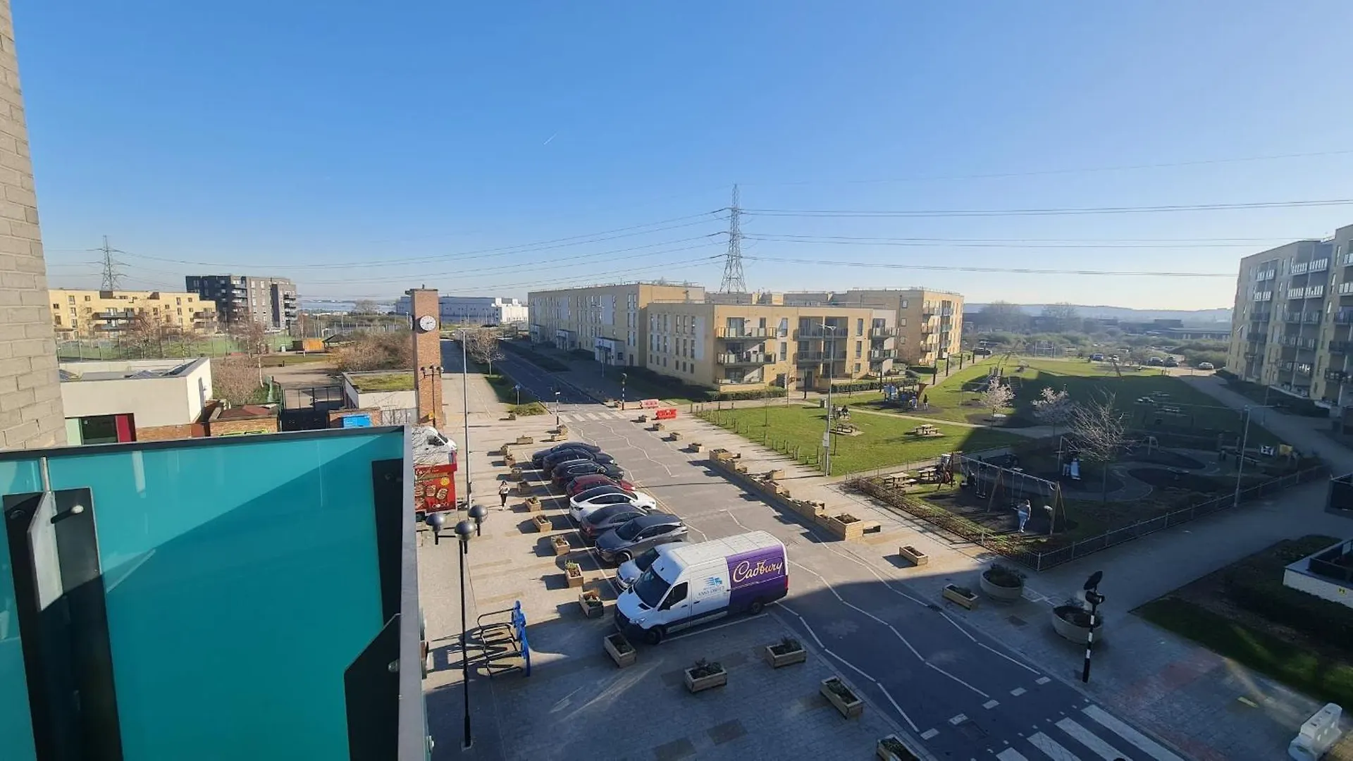 Riverside Apt- Sleeps 4 Parking & Transport Links Barking  Barking (Greater London)